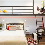Premium By Hi5 - Style At The Comedy Theater Apartment