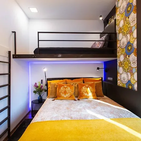 Premium By Hi5 - Style At The Comedy Theater Budapest