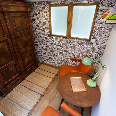 Premium By Hi5 - Style At The Comedy Theater Apartman Budapest